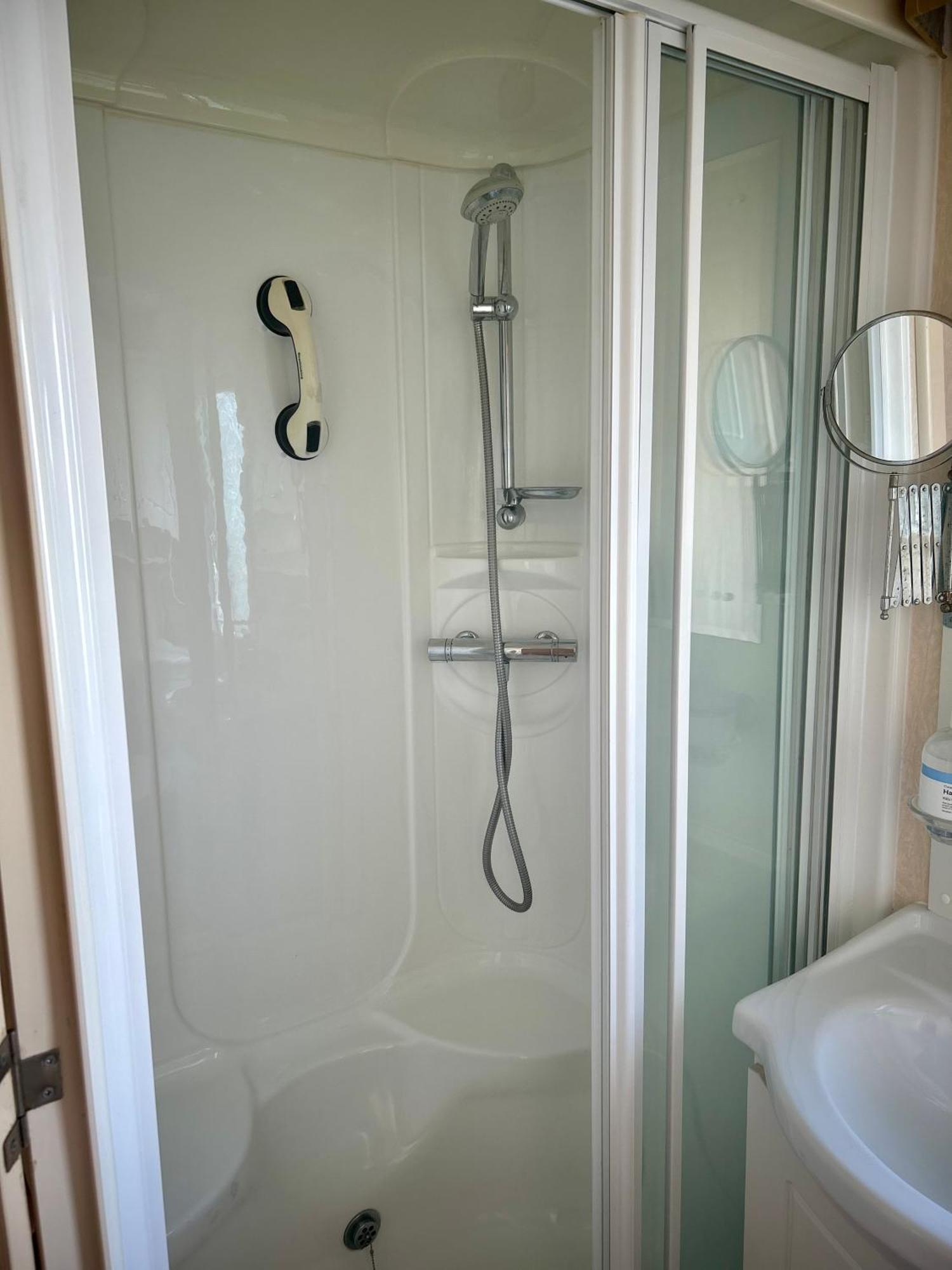 Bay 1 Hotel Kirkcolm Ngoại thất bức ảnh